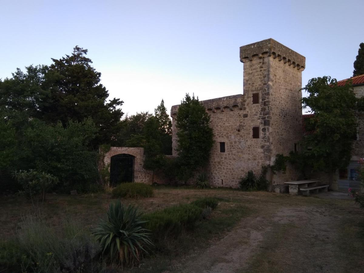 Jankovich Castle Apartment Benkovac Exterior foto